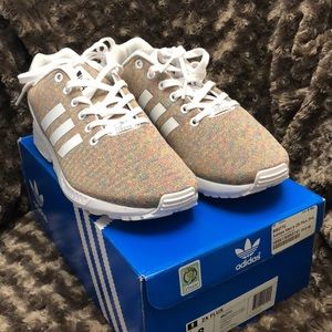 Zx flux adidas ftwwht